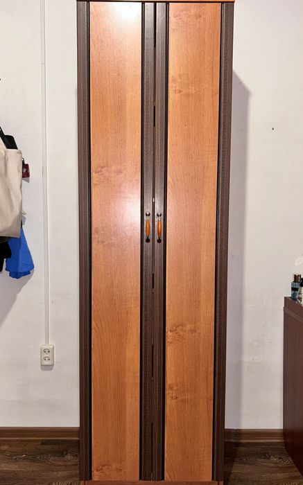 Продам платяной шкаф