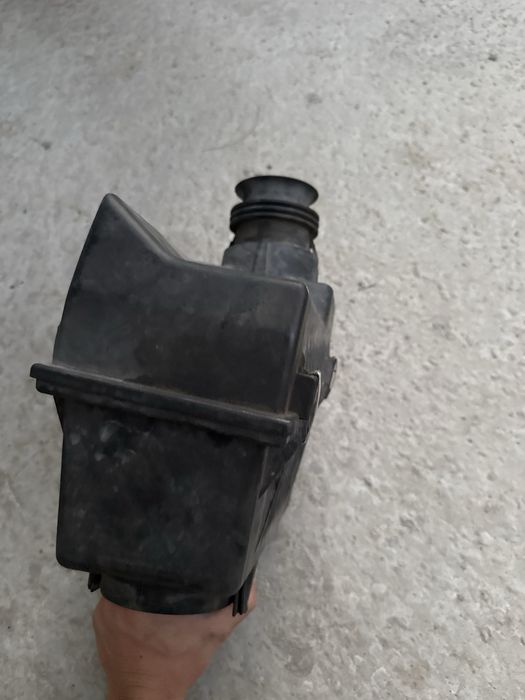 Продам воздухозаборник бмв 525 м50б25