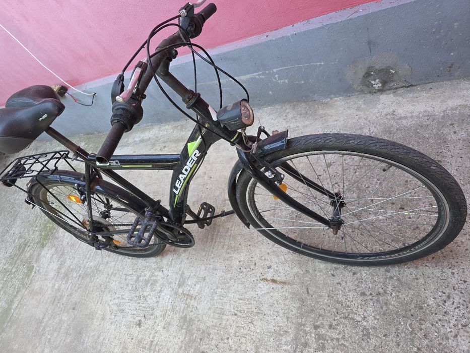 Bicicleta de vânzare