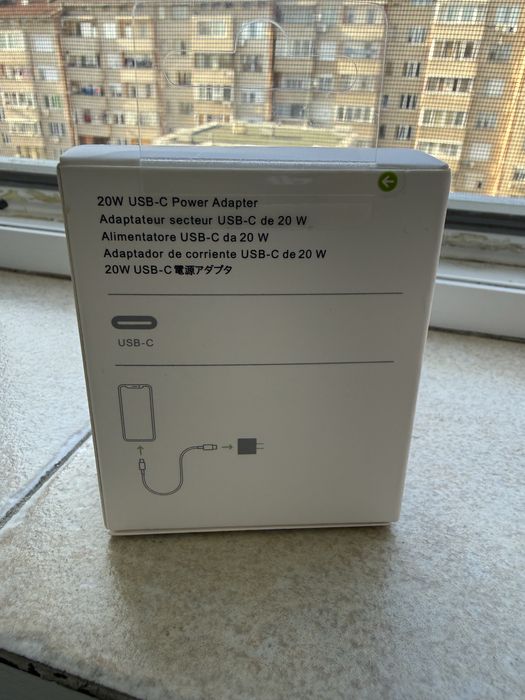 Зарядно Apple 20W