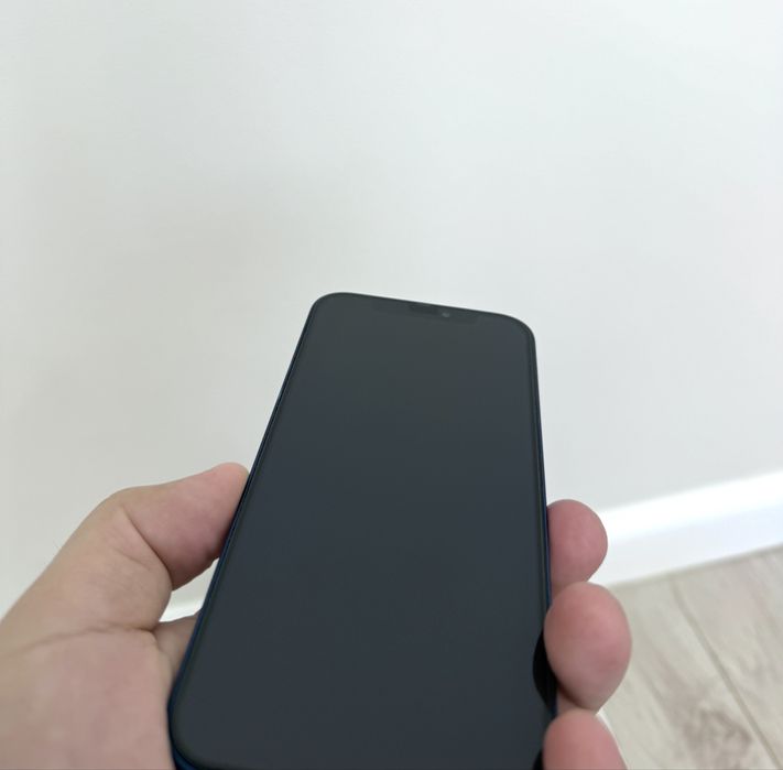 Продам iPhone 12 64GB