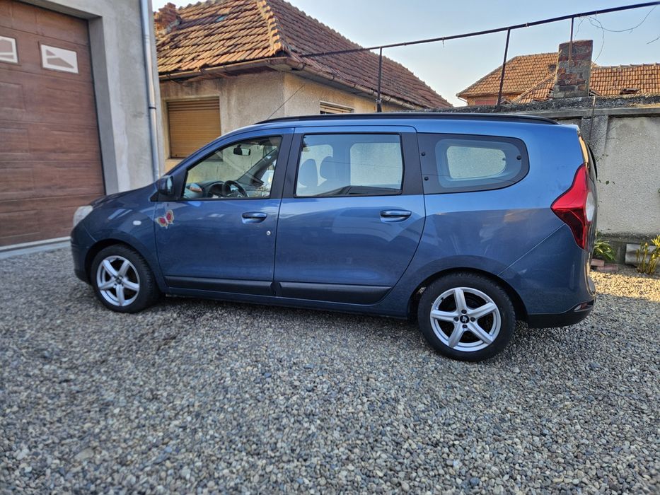 Dacia Lodgy 2015 special prestige 7 locuri 1.5 dci Climă Navigație 6 viteze