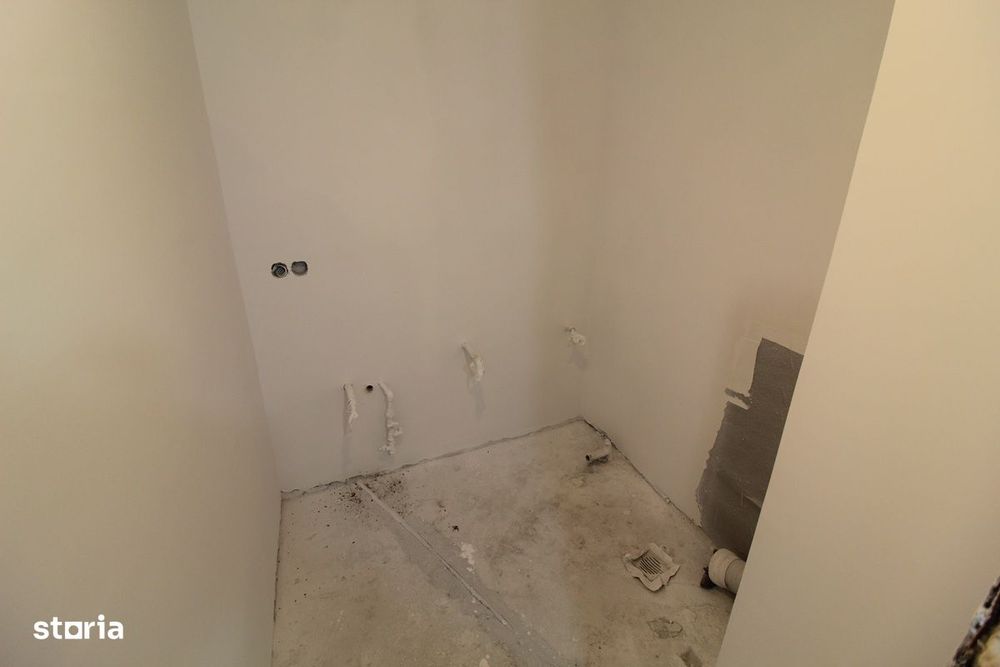 Vând apartament 4 camere în Hunedoara, zona Micro5-Dornica, etaj 2 — fotografia 3