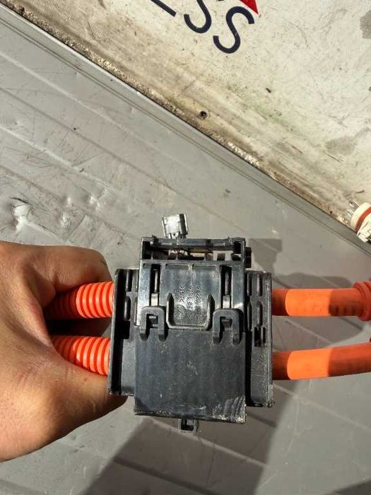Dezmembrari Cablu incarcare NISSAN LEAF cod piesa 296B15SK1A
