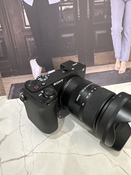 СРОЧНО! Продам Sony a6700 body