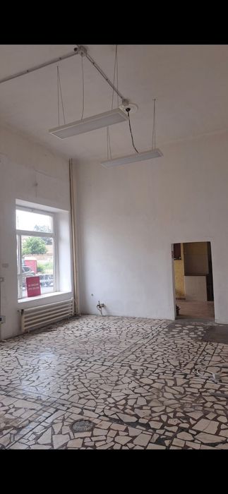 Spațiu comercial de închiriat – Boul Roșu, Arad