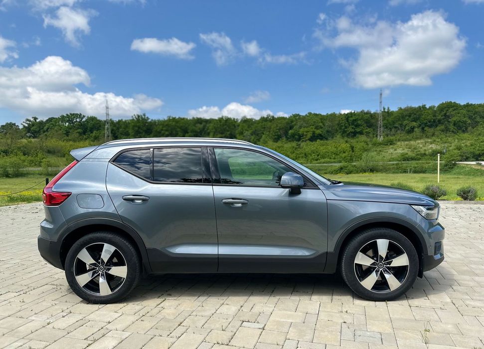 Volvo XC40 2.0 D4 190 CP 4x4