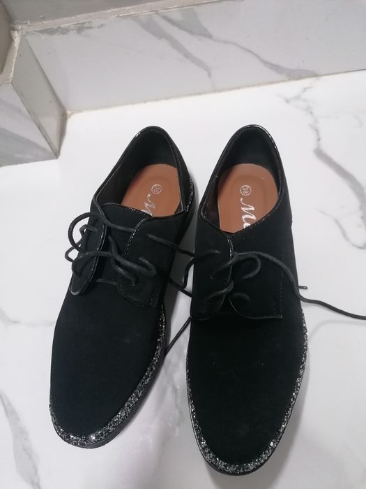 Pantofi noi in cutie 38 piele intoarsa, catifea