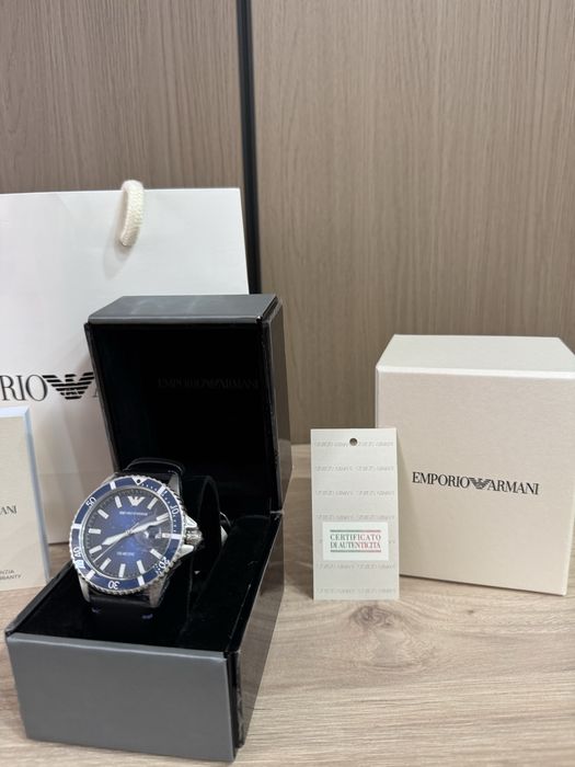 Часы ARMANI новые