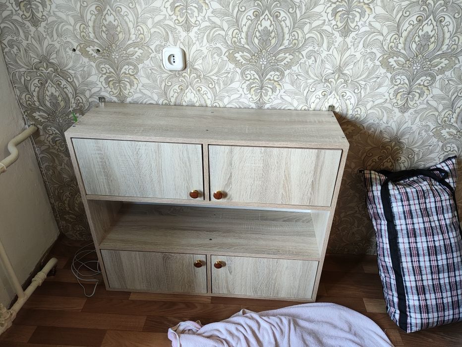 Продам навесной шкаф