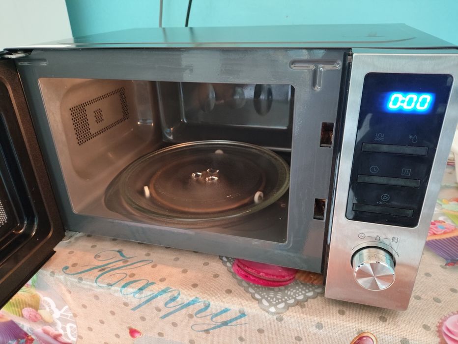 Микроволновая печь + Гриль Artel GWD 0220 Black