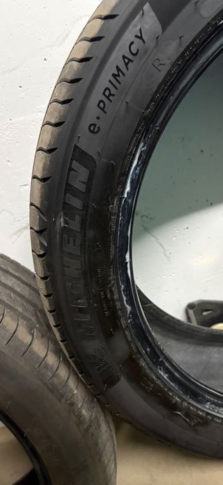 Michelin e-Premacy 235 45 R20 летни DOT 26