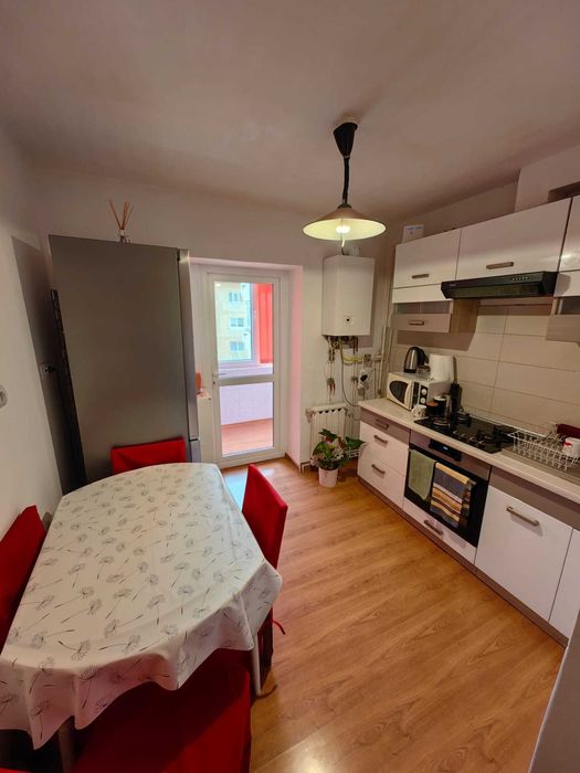 Ofer spre închiriat apartament de 2 camere, în Sfântu Gheorghe