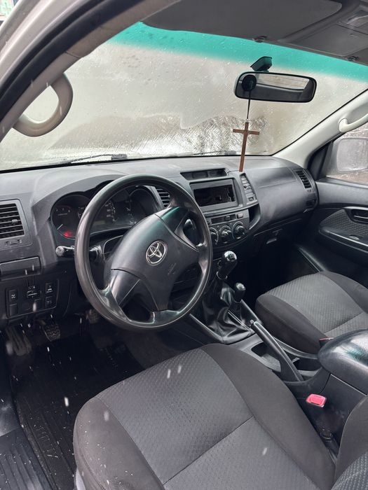 Toyota Hilux ExtraCab 2014 motor 2.5 manuala