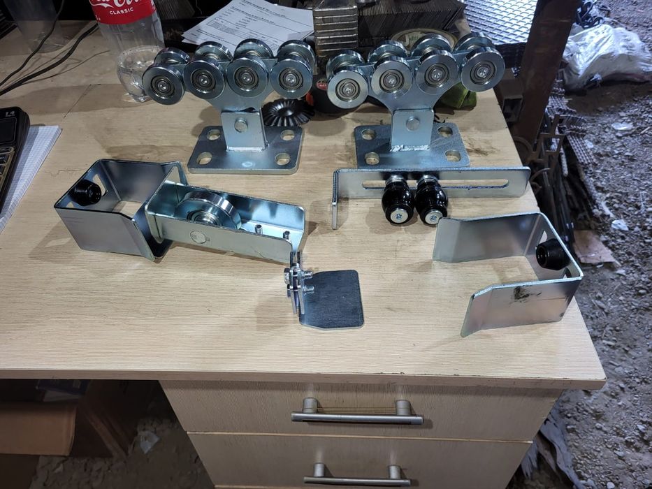 Ролик откатной ворота мотор (привод)