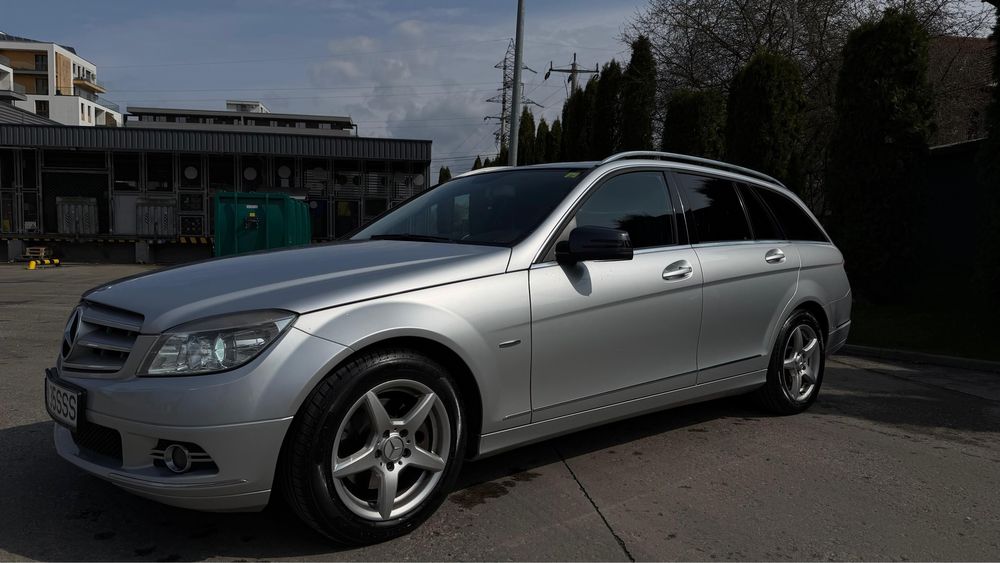 Mercedes C220 CDI W204 Break Automat Navi CarPlay Încălzire Scaune