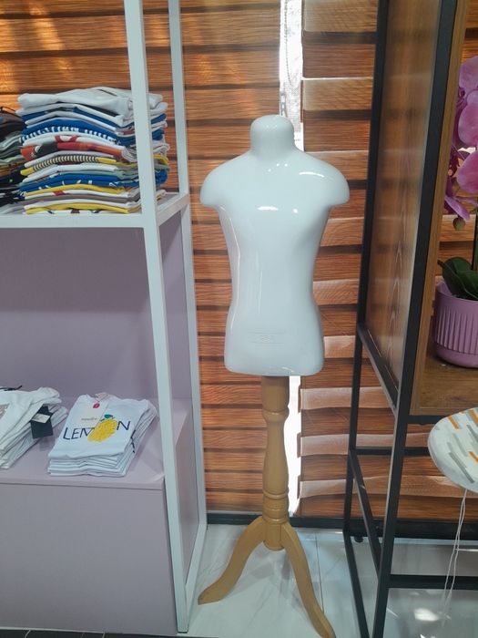 Срочно продаются манекены детский