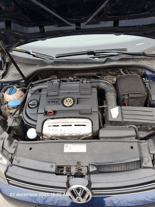 Vând Volkswagen Golf 6 1.4 TSI
