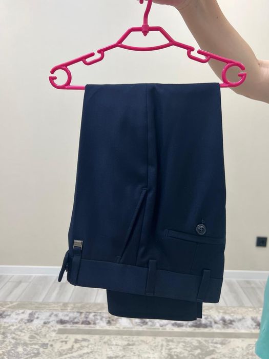 Продам школьную форму мальчика