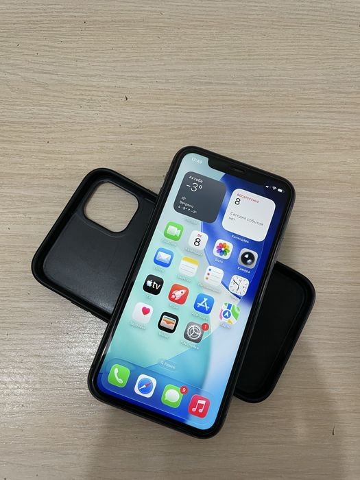 Продам iPhone 11