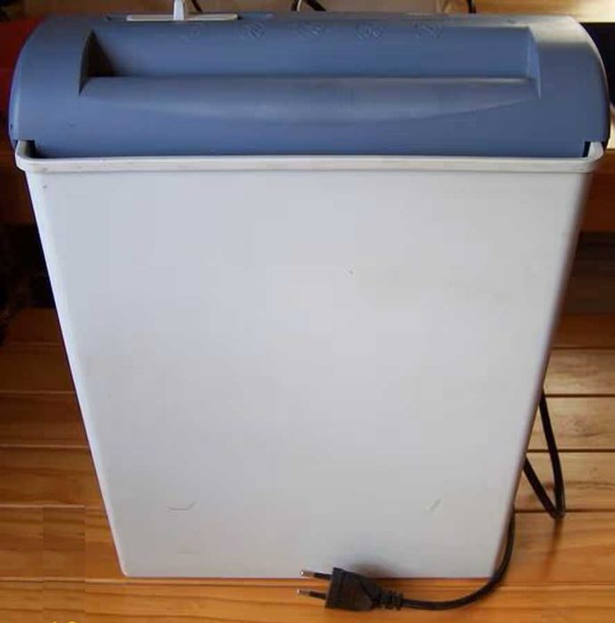 Distrugator documente GBC Security Shredder 360S