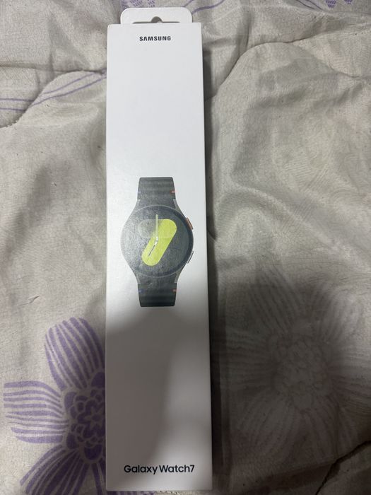Продавам Samsung Watch7