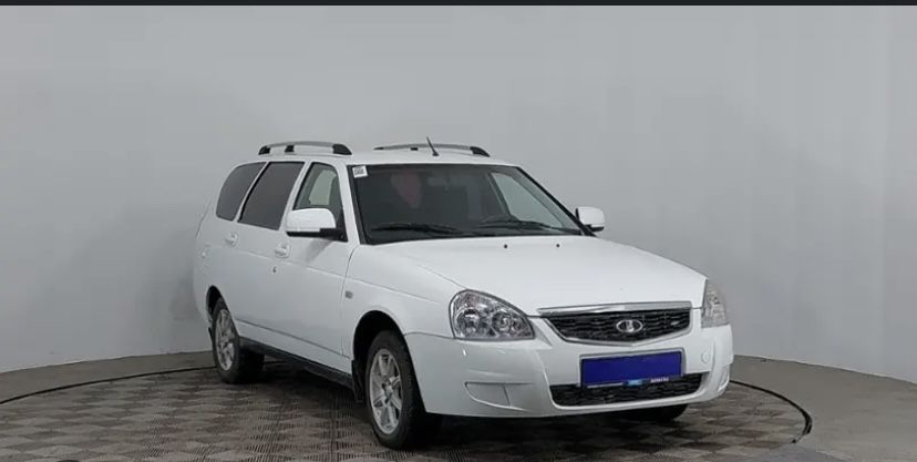 Lada Priora 2171 универсал сверху