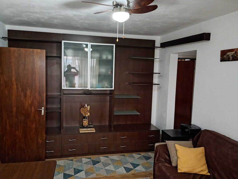 Apartament de 3 camere la pret de garsoniera in Berceni — fotografia 1