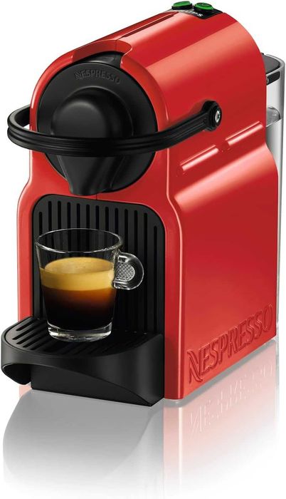 Кафемашина с капсули NESPRESSO Inissia Червена Черна
