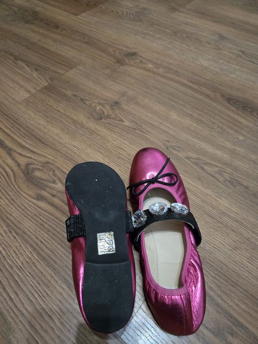 Балетки розовые со стразами