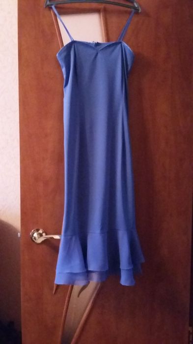 Платье с накидкой.