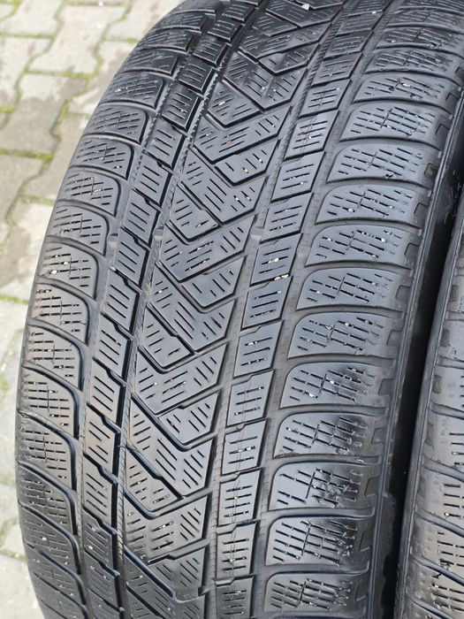 275 40 20 Pirelli