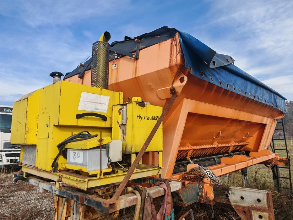 Echipament deszăpezire (lama+sărăriță)