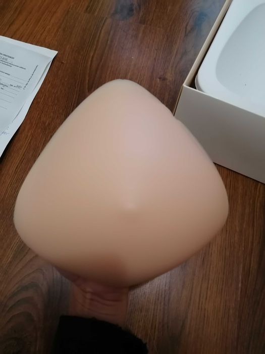 Гръдна протеза Amoena