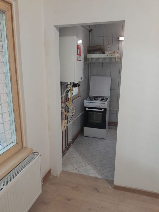 Vând apartament cu doua camere