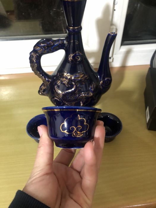 Кувшин « дракон» с чашечками