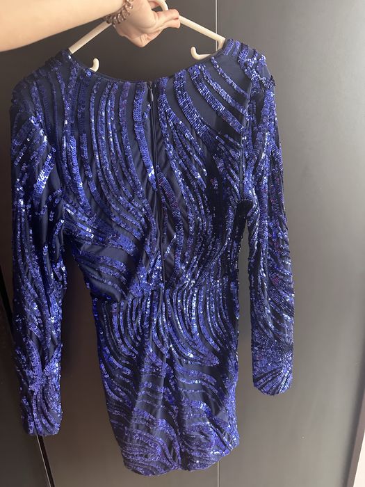 Страхотна рокля с пайети