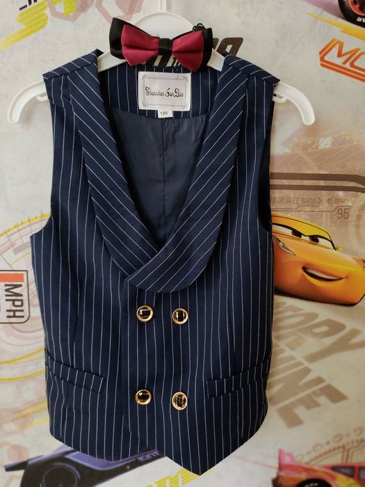 Продам костюм абсолютно новый