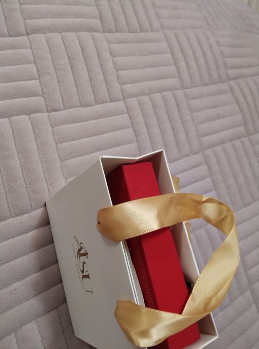 Продам набор AISU новый комплекте