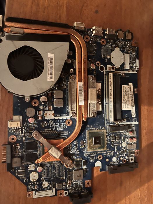 Материнская плата