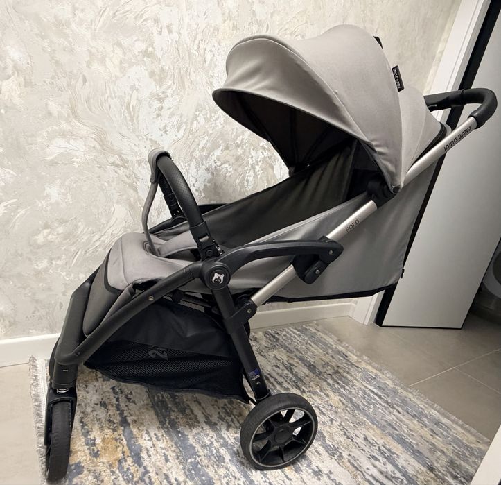 Продаётся прогулочная коляска Inning Baby, вес 8,5 кг