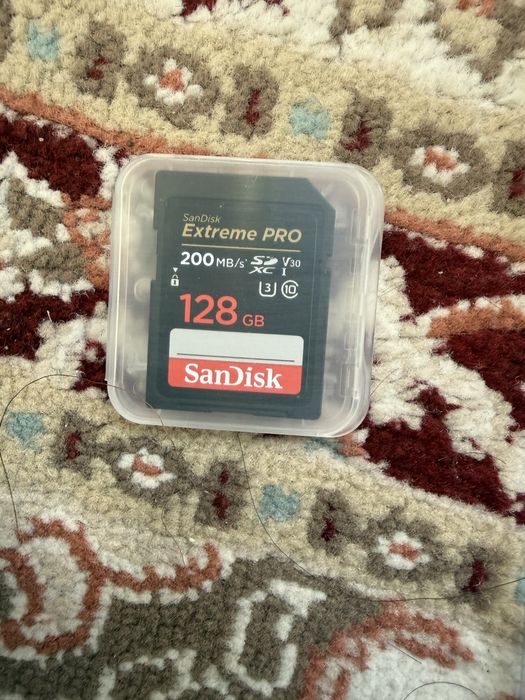 SanDisk(128gb|200MB/s) и Card Reader Adapter (type-c/iphone)