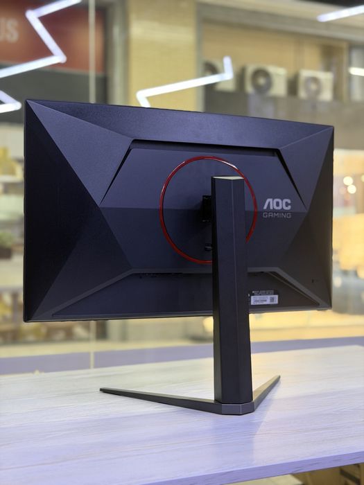 AOC 27 300hz curved