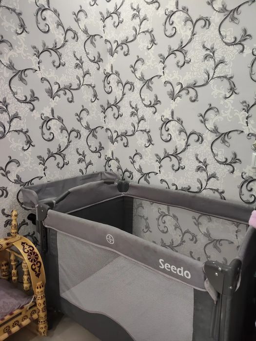 Monej va beshik sotiladi.