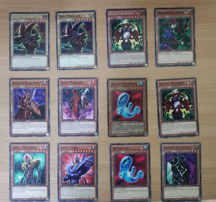 Продавам оригинални Ю Ги О карти част 2