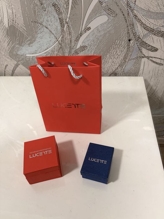 Продам коробки от бренда Lucente
