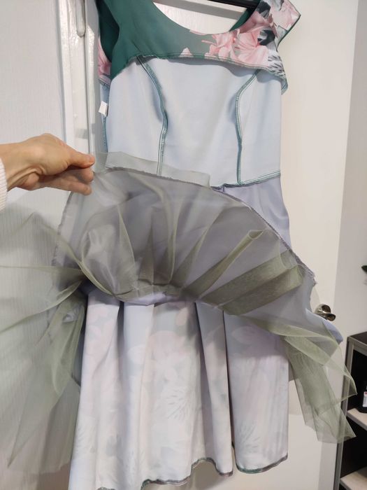 красива и стилна официална рокля