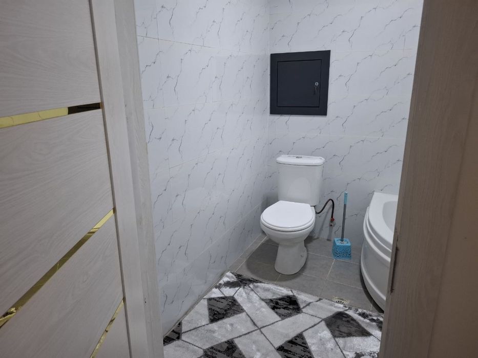 Срочно сдаються 3 х комн кварт в Самаркан в массиве Карасув мотрид
