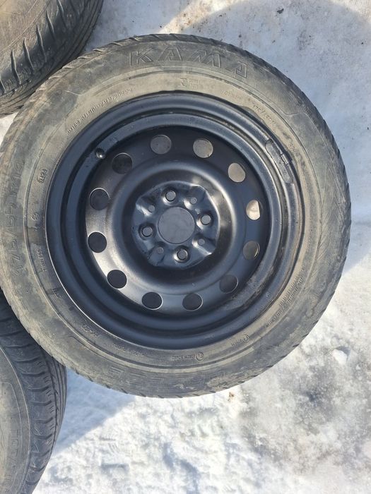 Продам комплект шин р14