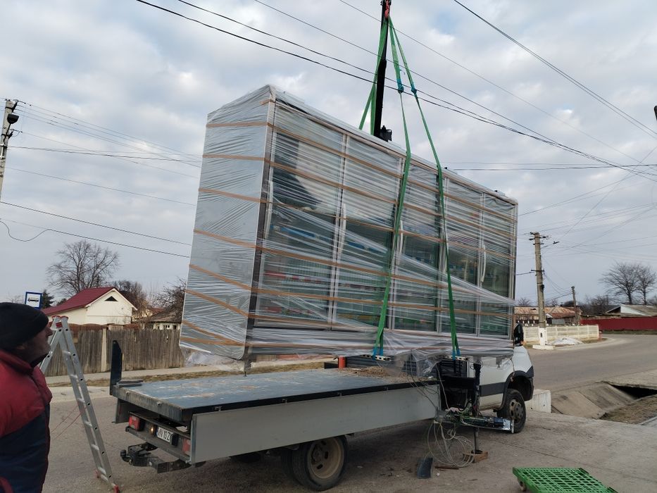 Transport camion 3,5 t + macara 2,2 t